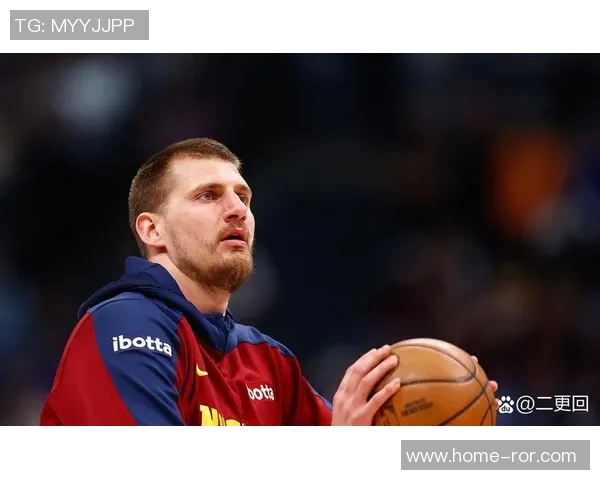 约基奇三节高效表现15投12中轻松砍下26分9篮板9助攻1盖帽